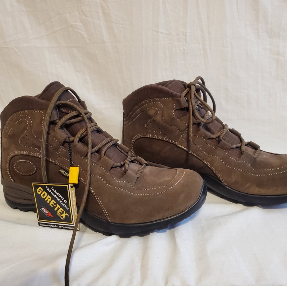 ASOLO Lady's Suede Gore-Tex Boots (Brown ) US 11